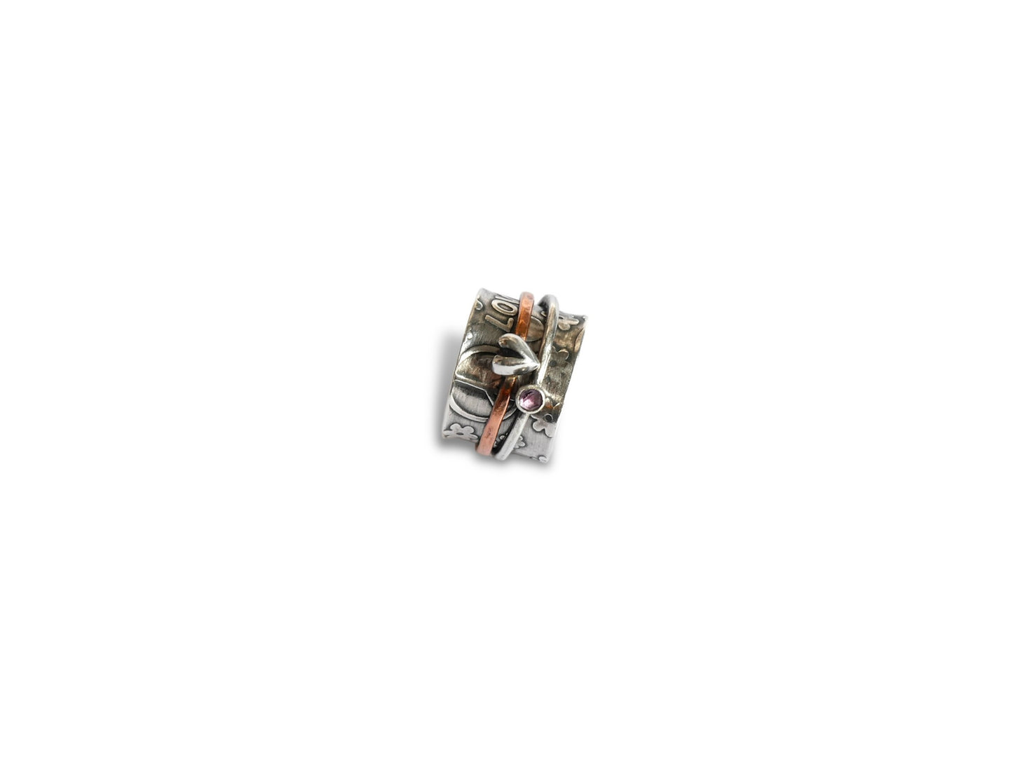 Groovy spinner ring
