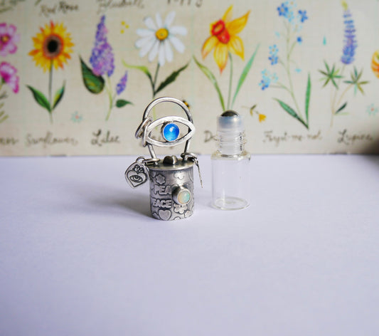 Peace&Love bottle pendant