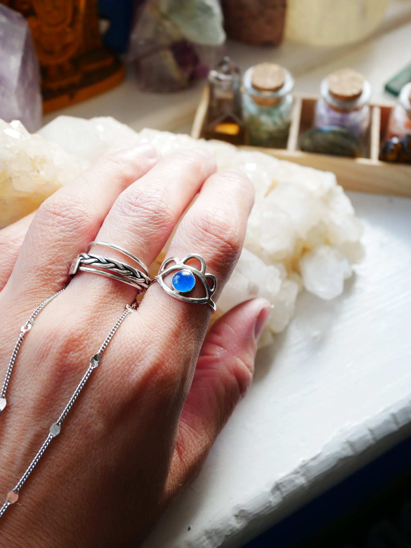 Blue eye ring