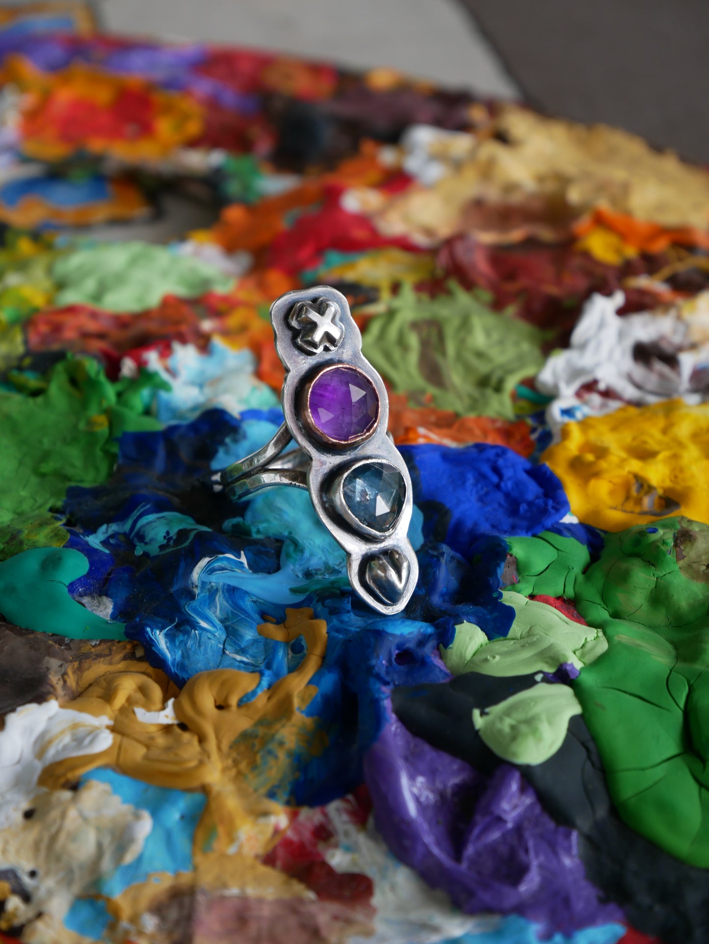 Totem ring x
