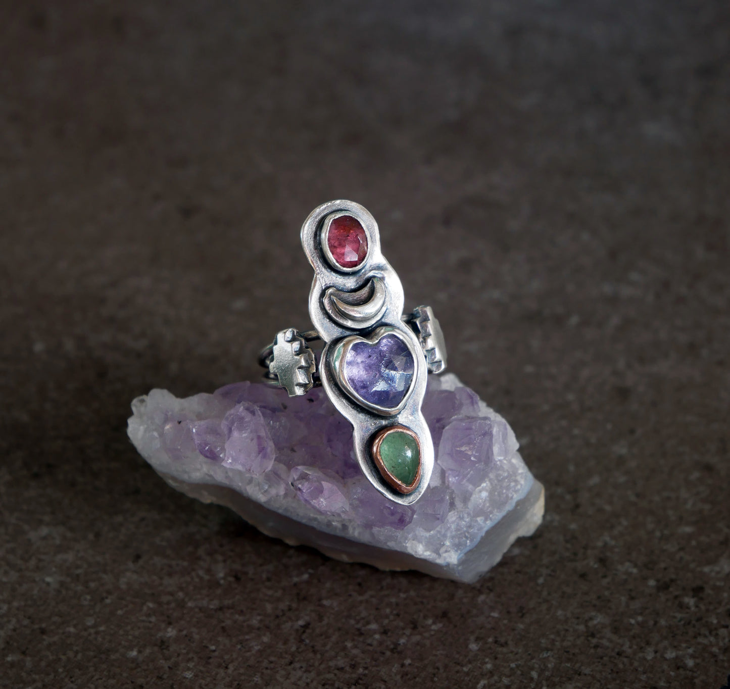 Totem heart ring