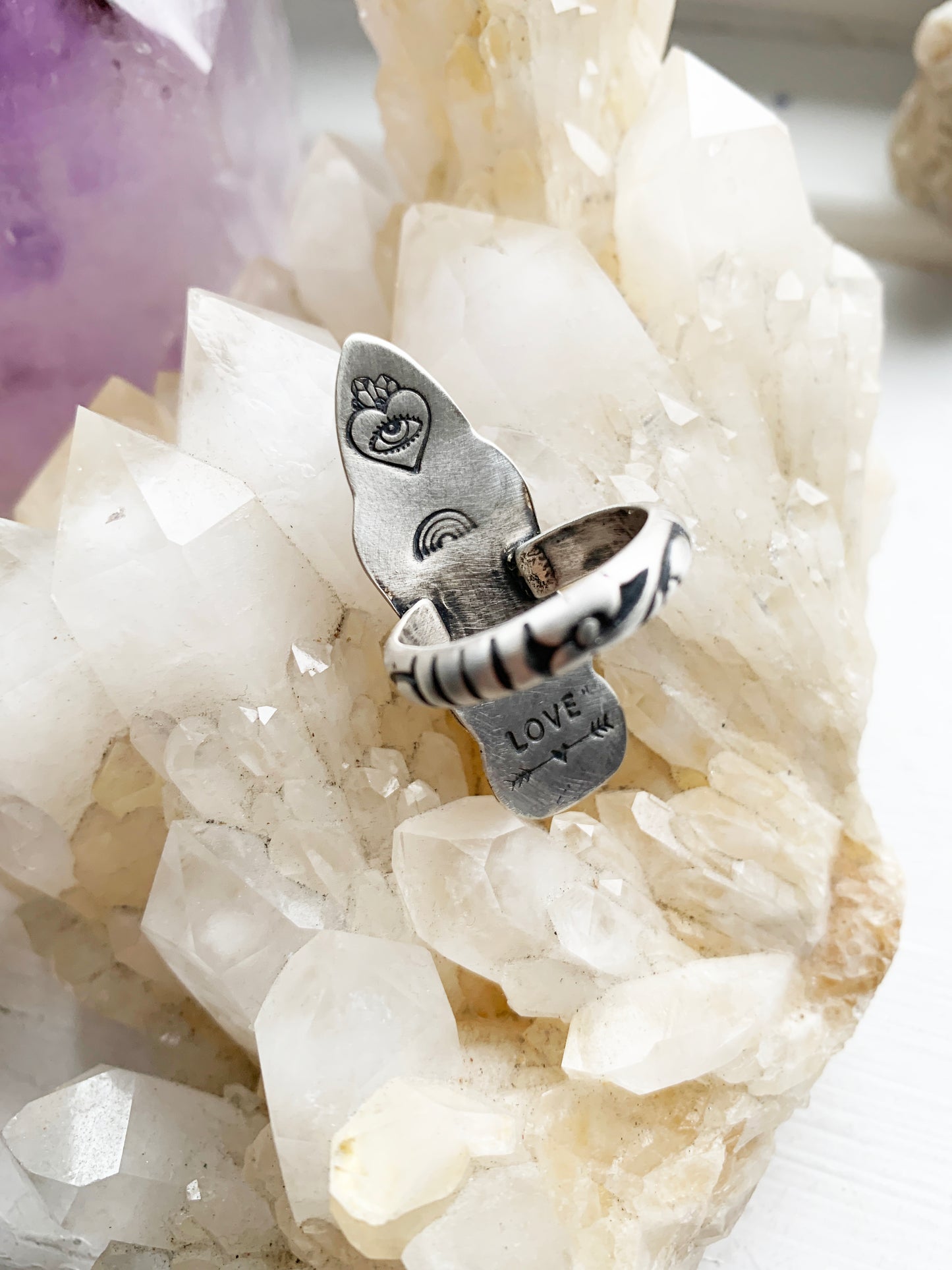 Totem ring