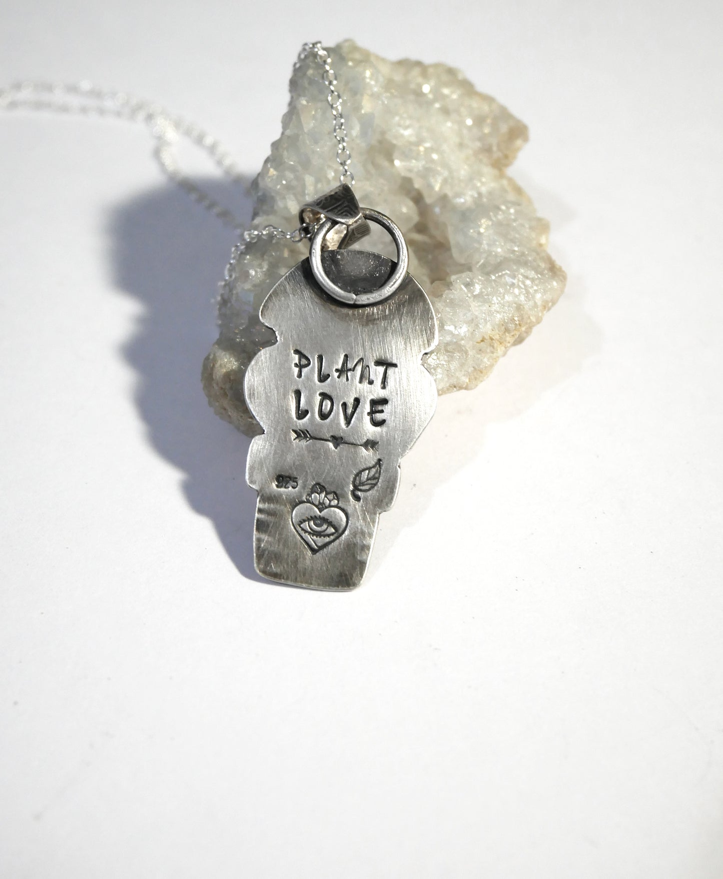 Plant love eye