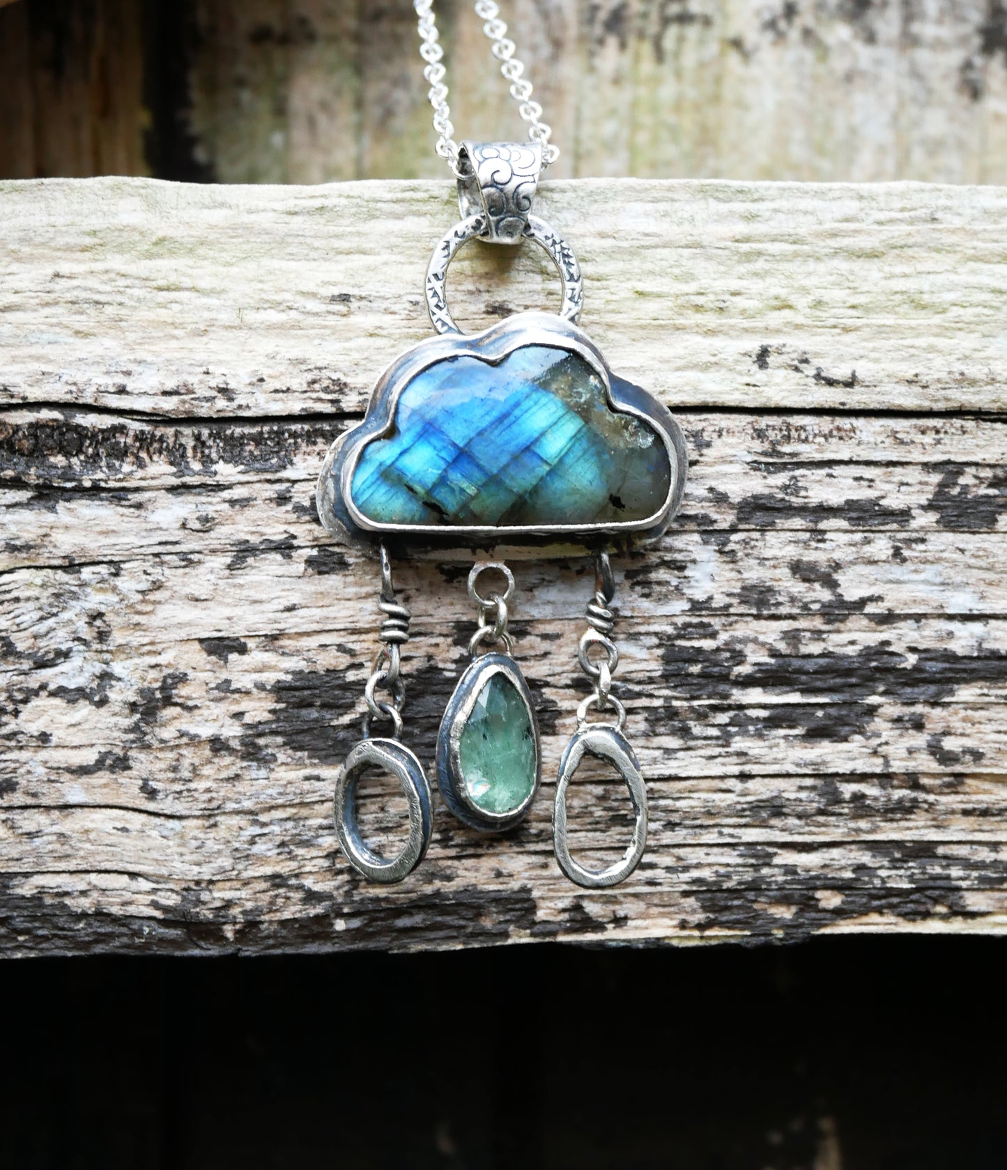Follow your dreams pendant