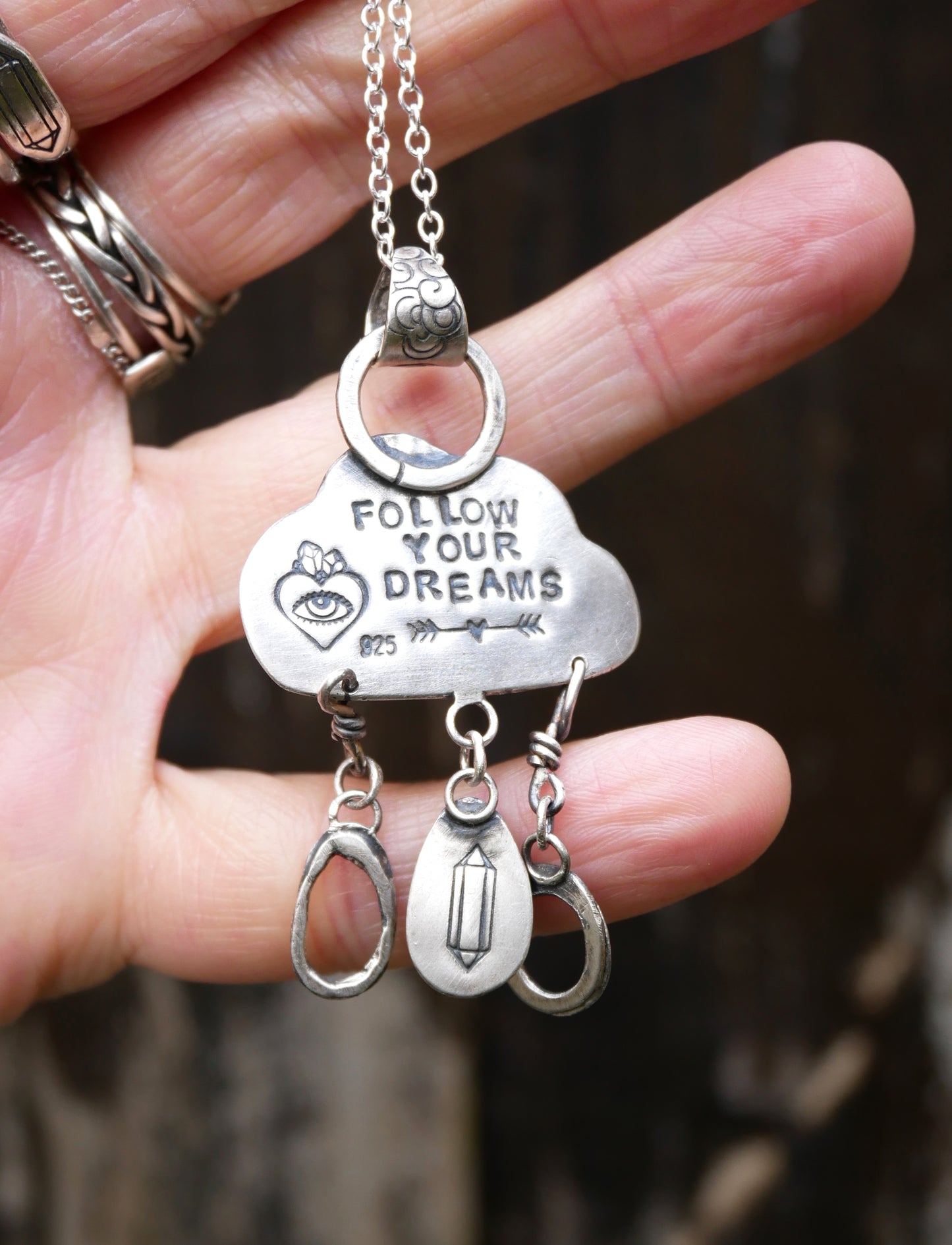 Follow your dreams pendant