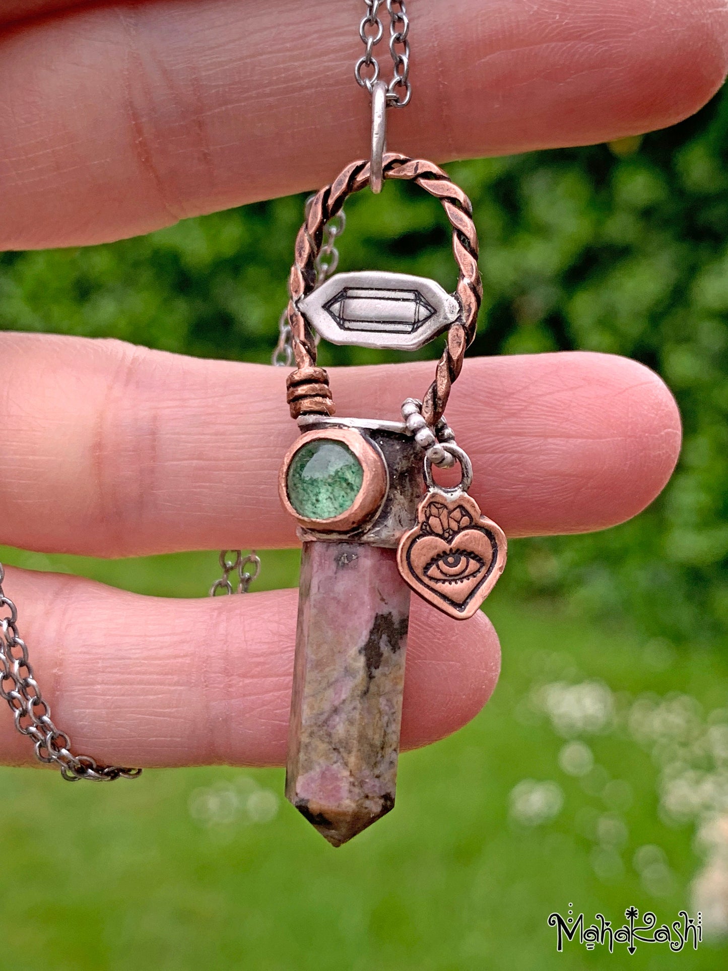 Rhodonite point pendant with green Quartz
