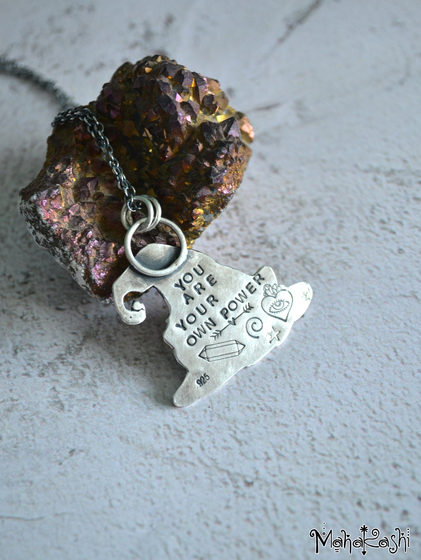 Witch's hat pendant with Ethiopian Opal