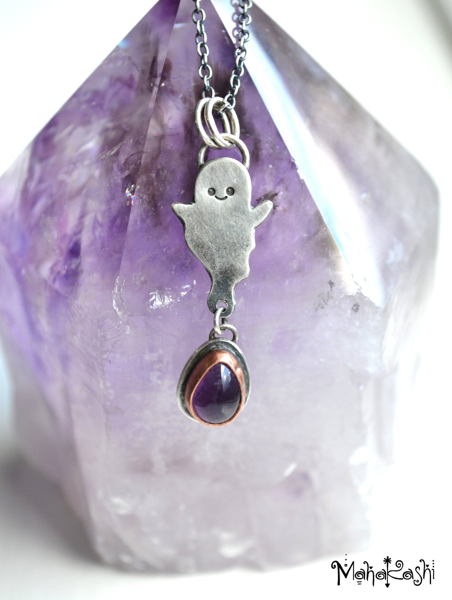 Little ghost pendant with Amethyst
