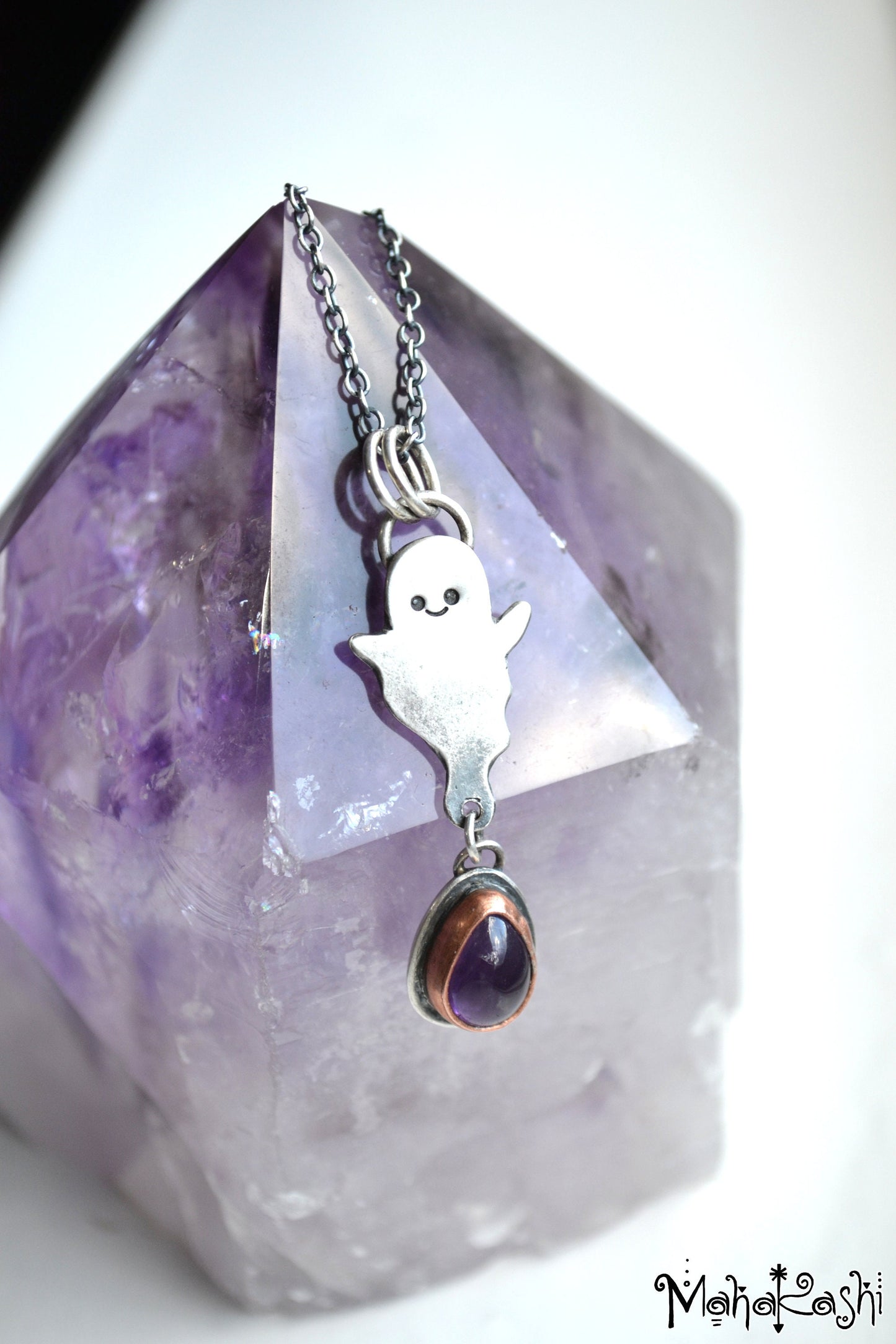Little ghost pendant with Amethyst