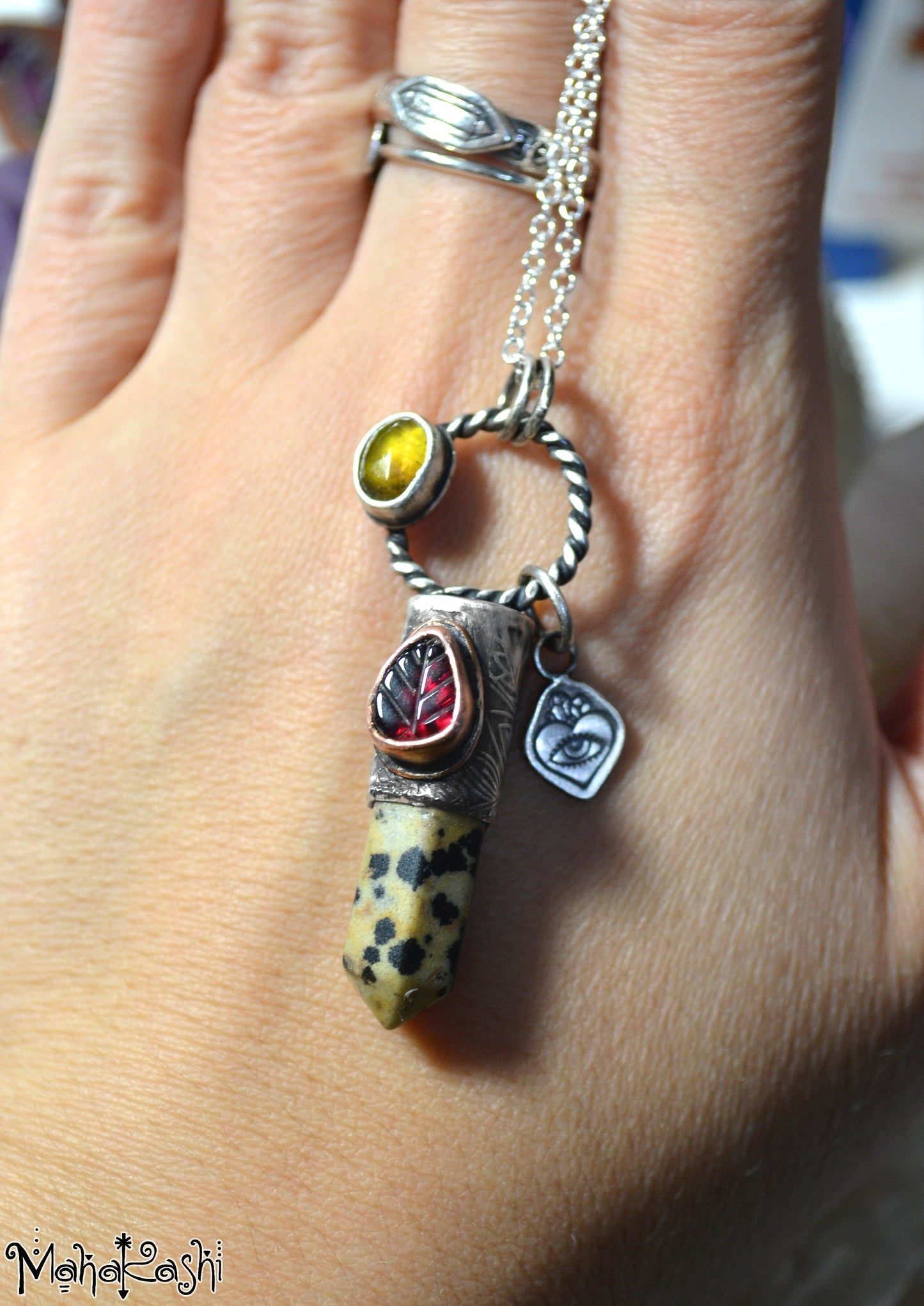 Leaf pendant