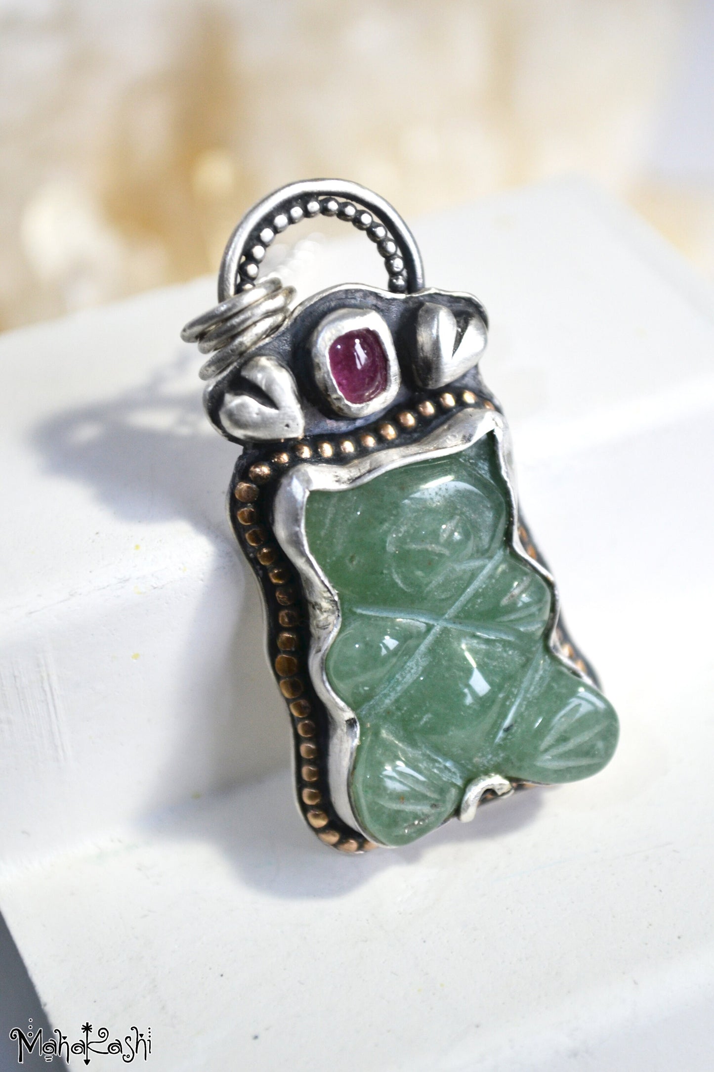 Teddy bear pendant with Aventurine and Sapphire