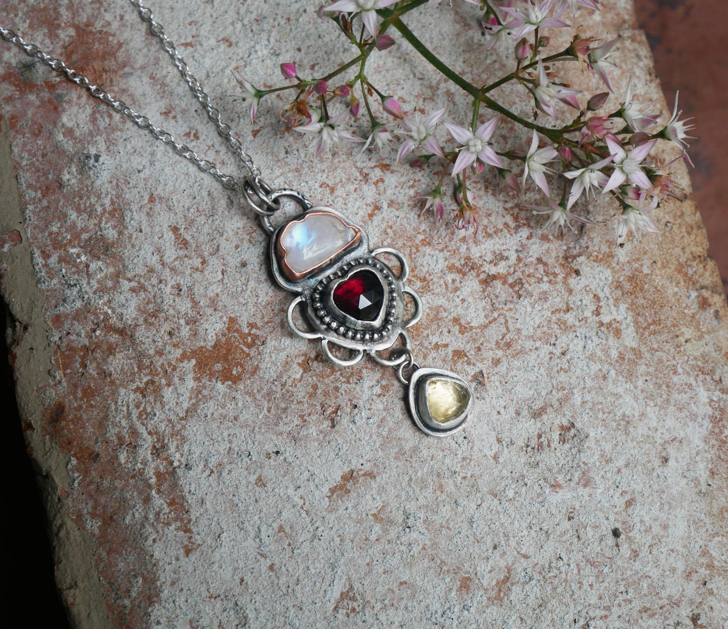 Milagro pendant
