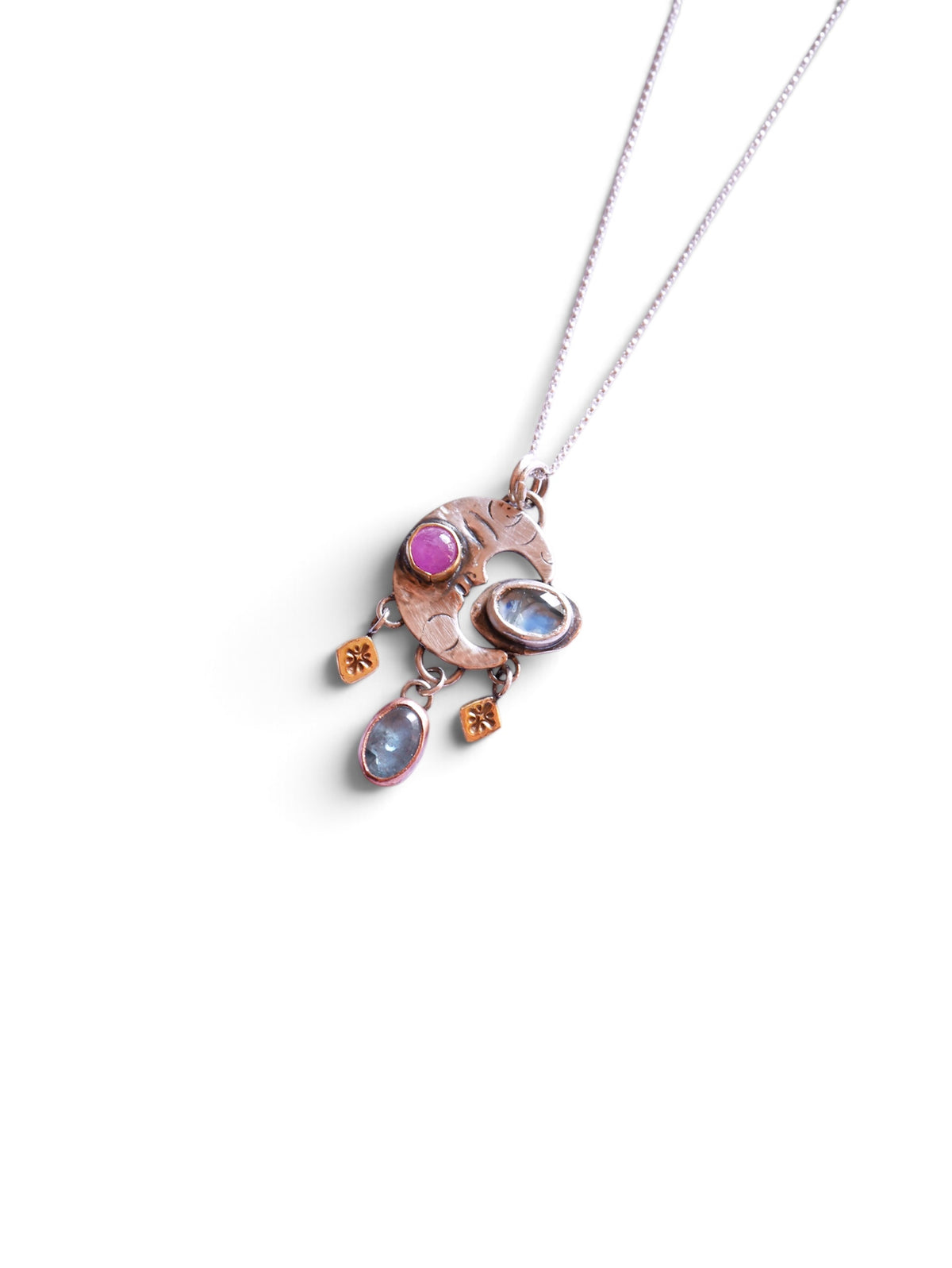 Luna pendant