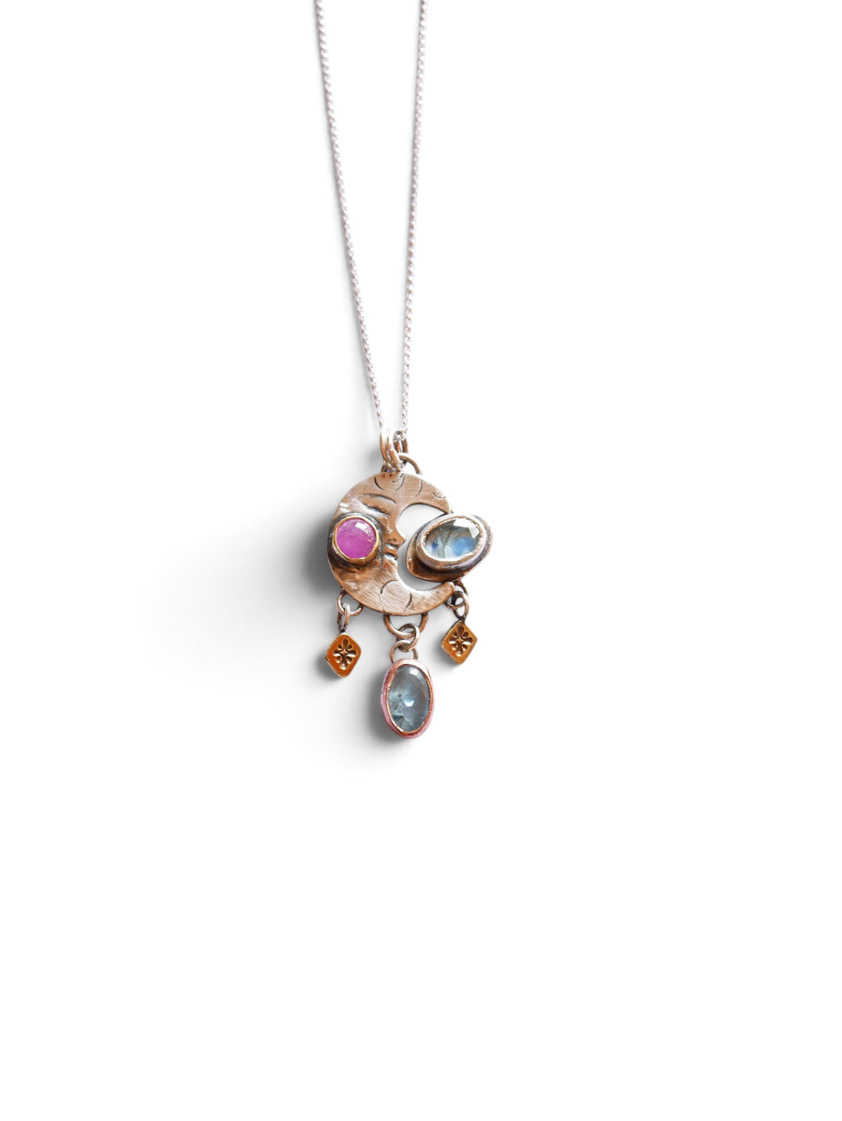 Luna pendant