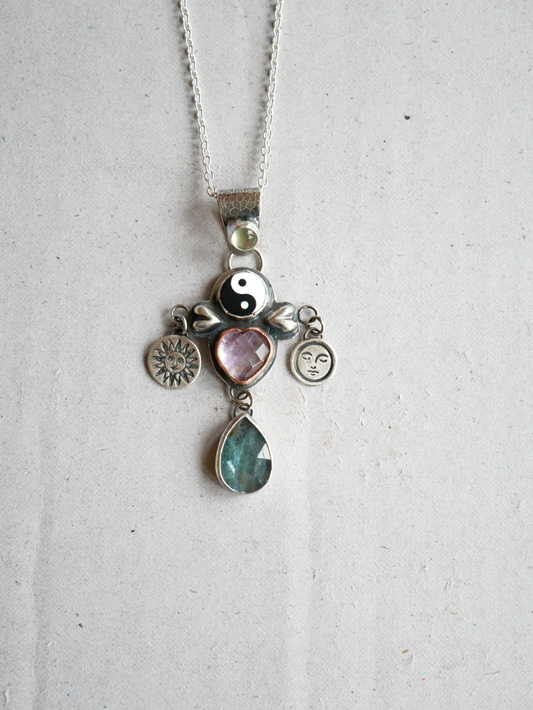 Balance pendant