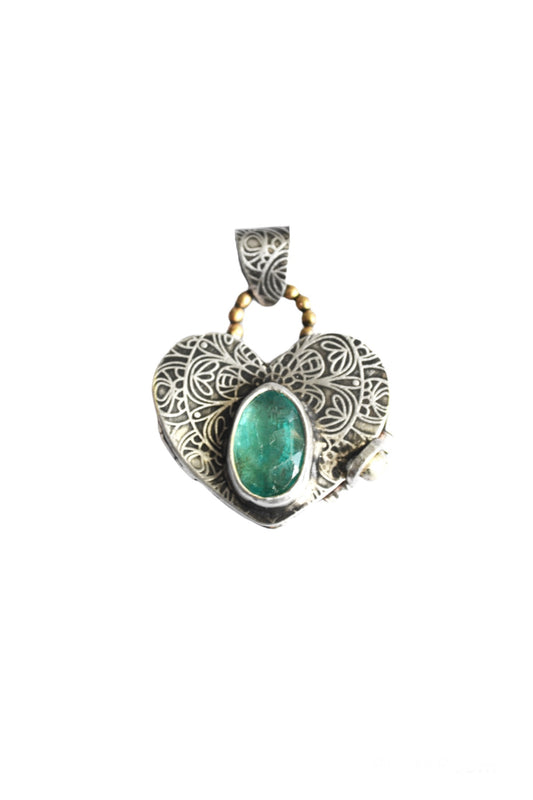 Heart locket with Apatite