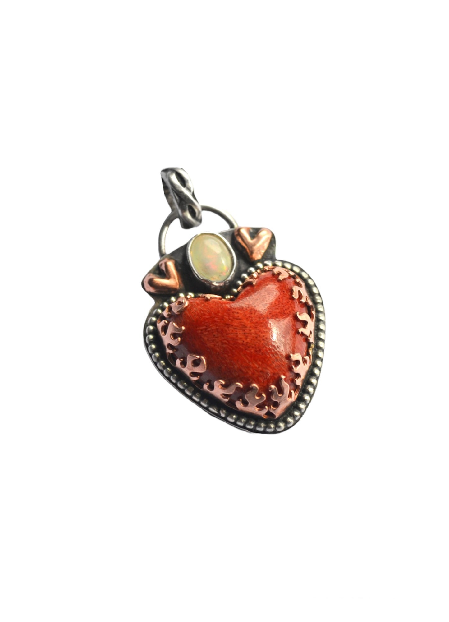 Milagros heart pendant