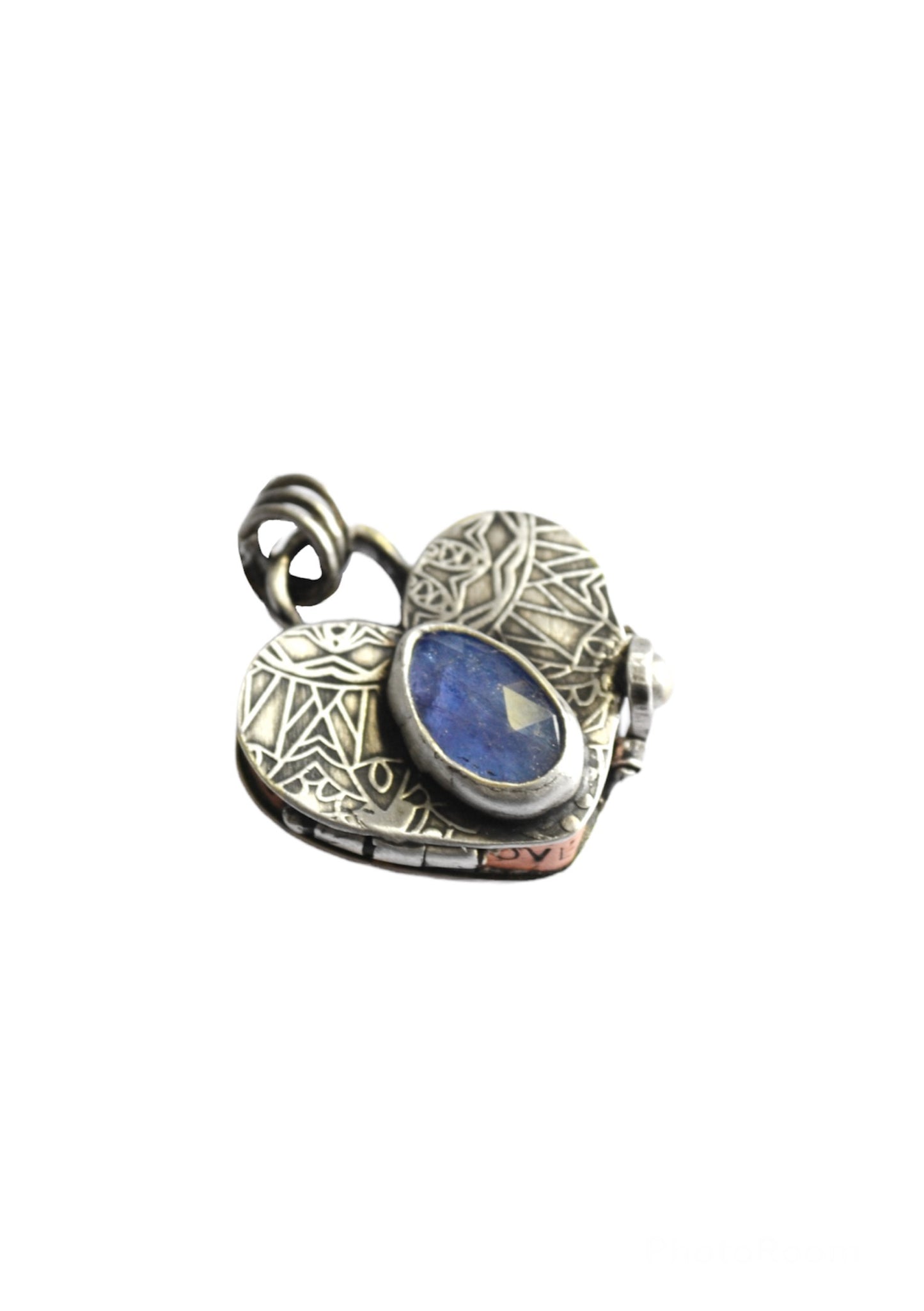 Heart locket with Tanzanite