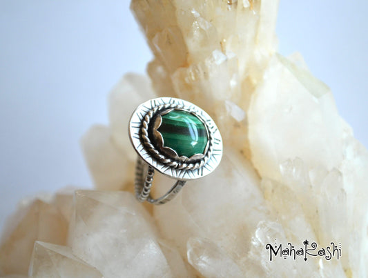 Malachite ring size US 8 1/4,UK Q 1/2