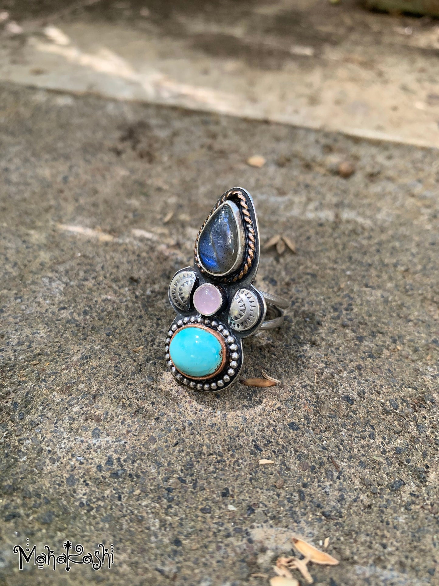 Ring with Labradorite, pink Chalcedony and Turquoise size US 7, UK O