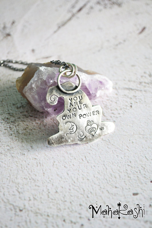 Witch's hat pendant with Amethyst