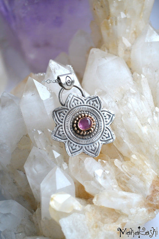 'Mandala' pendant with pink Sapphire