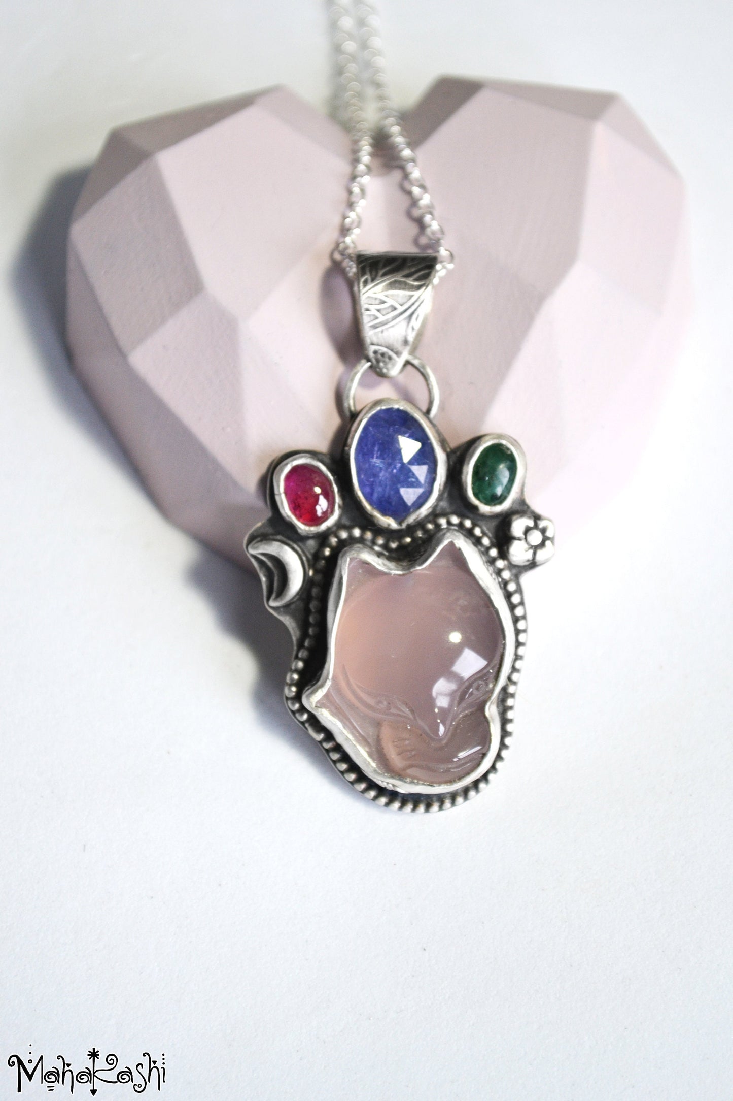 Fox pendant with Agate, Tanzanite, Emerald and Sapphire